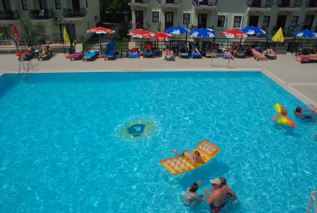 Grove Hotel Ολουντενίζ Εξωτερικό φωτογραφία