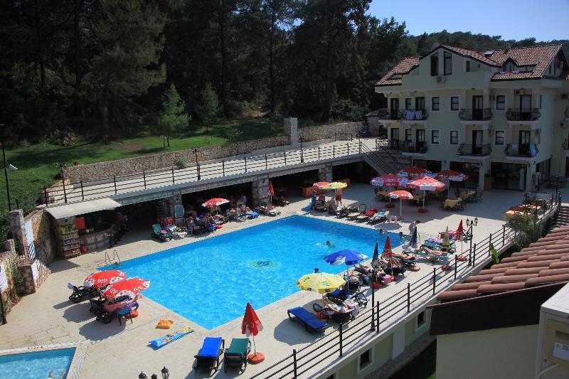 Grove Hotel Ολουντενίζ Εξωτερικό φωτογραφία